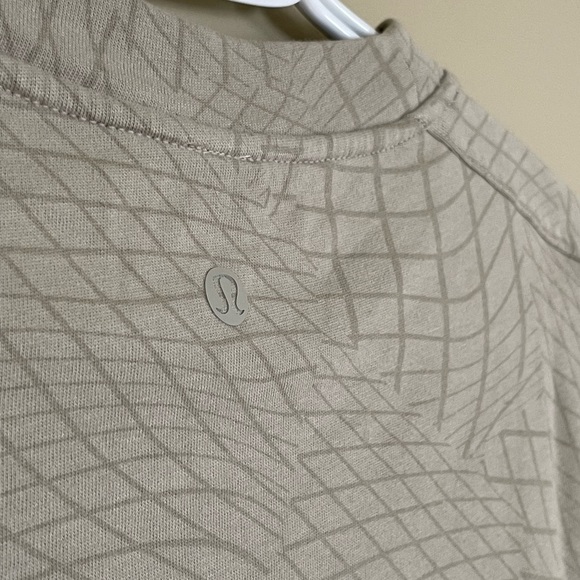 Heavyweight Cotton T-Shirt (Gradiating Grid Raw Linen Multi) - Picture 8 of 10